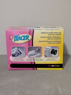 Artograph EZ Tracer Projector 225-550 W/ Box

Some damage to box shown in photos